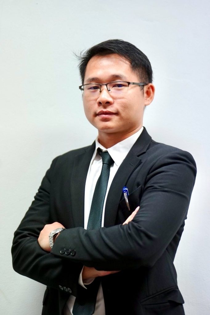 เสาร์คำ ใส่แก้ว