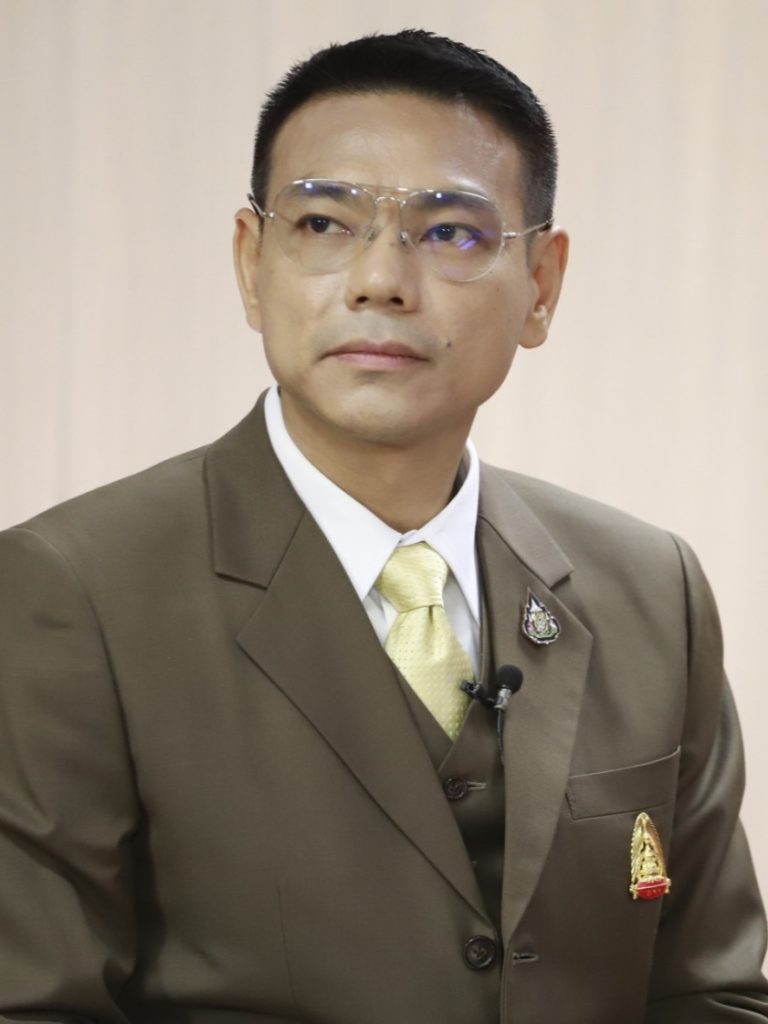 A Developmental Model of Teachings on Natural Laws (Niyāma) in Theravāda Buddhism