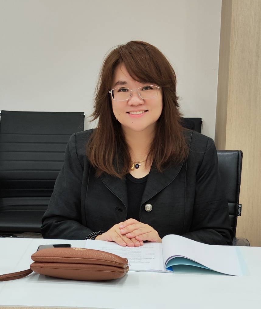 ผู้ช่วยศาสตราจารย์ ดร.ขวัญชนก เหล่าสุนทร